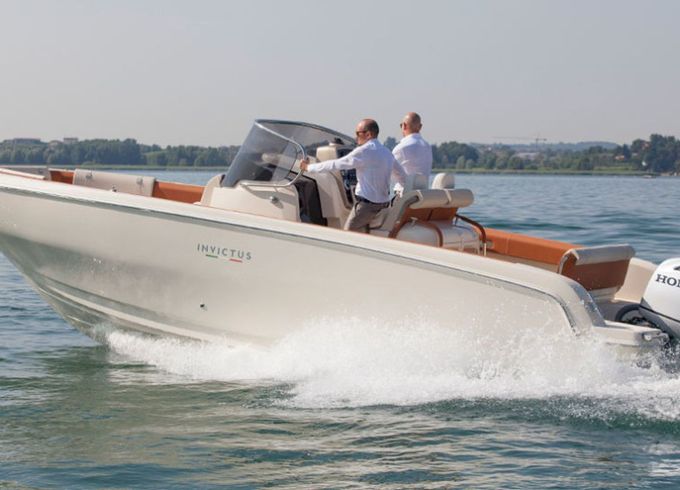 Invictus Yachts FX 270 Open