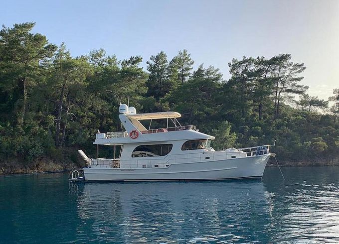 Beneteau Trawler 50