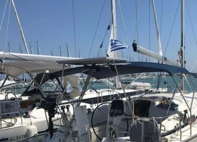 Bavaria 37
