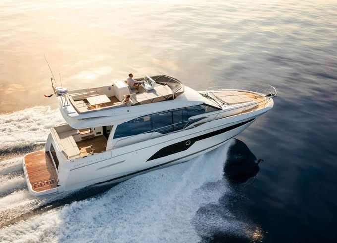 Prestige 520 Fly