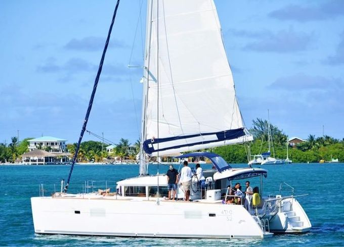 Lagoon 40 ft