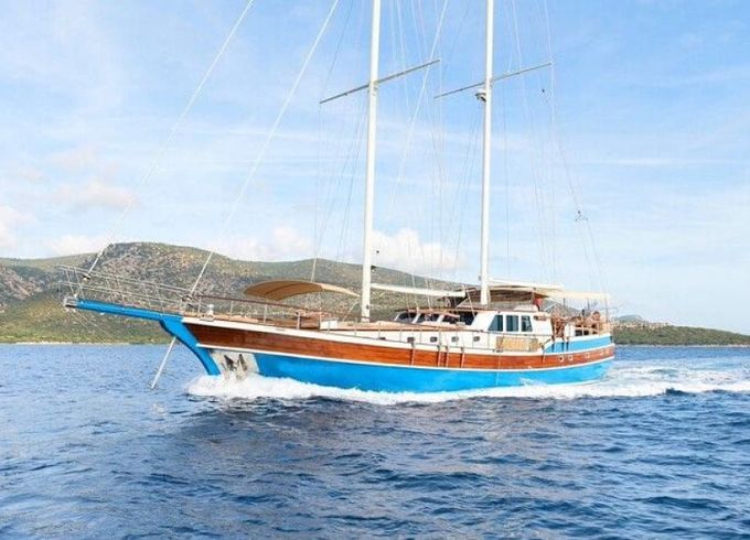 Custom Ketch