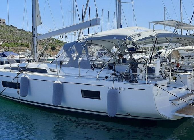 Beneteau Oceanis 51.1