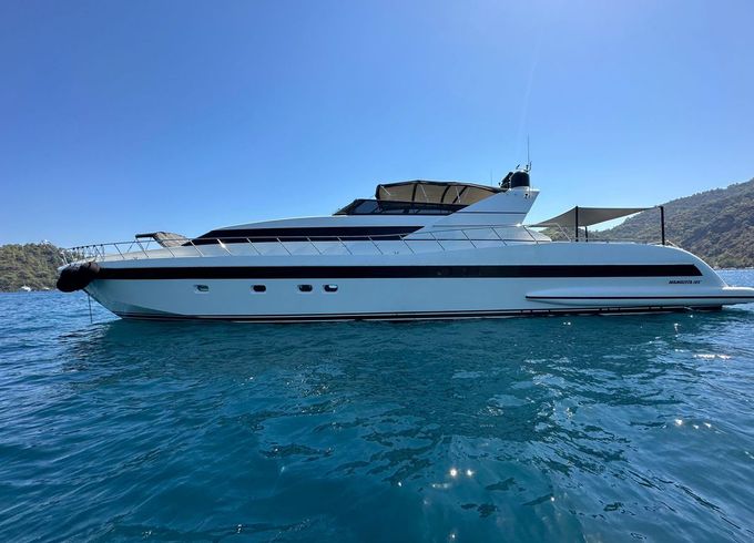 Mangusta 105
