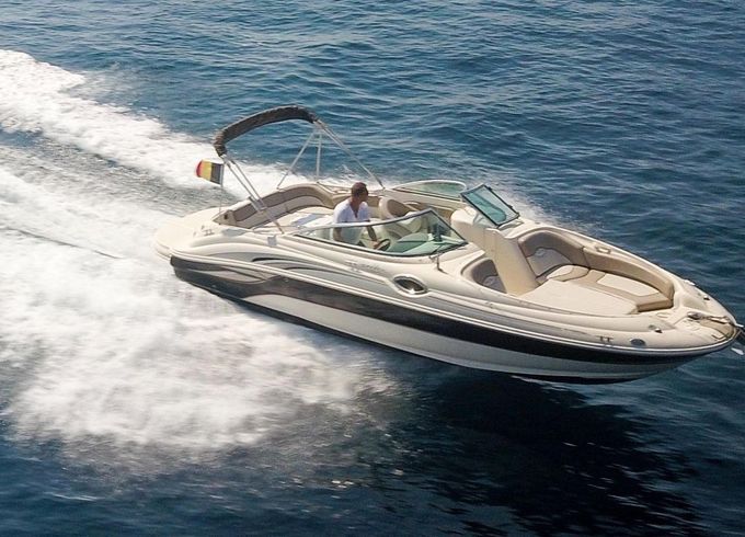 Sea Ray 240 Sundeck