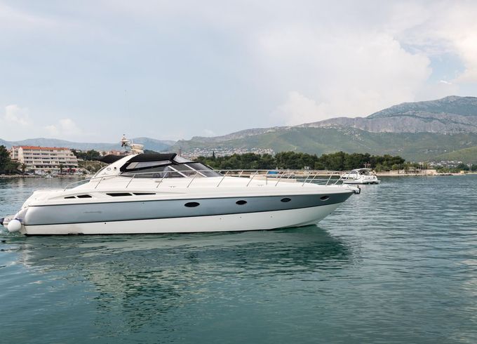 Cranchi Mediterranee 59