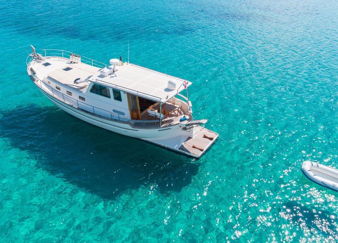 Menorquin Yachts 160
