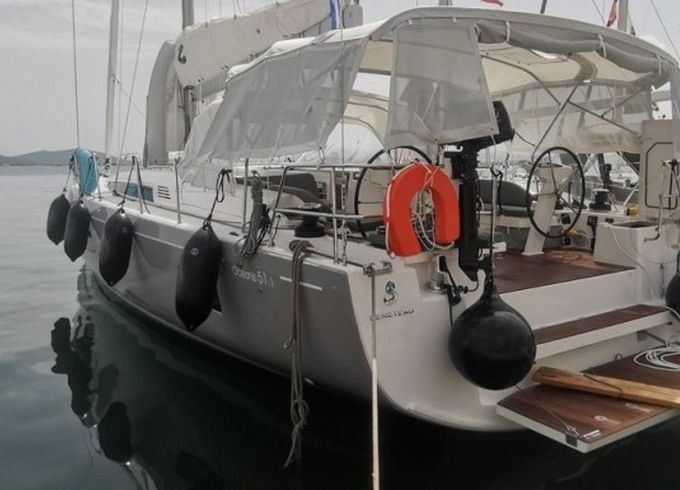 Beneteau Oceanis 51.1