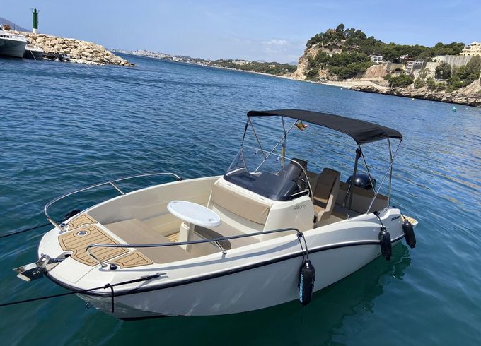 Quicksilver 605 Open
