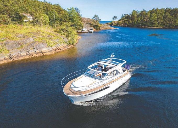 Marex 310
