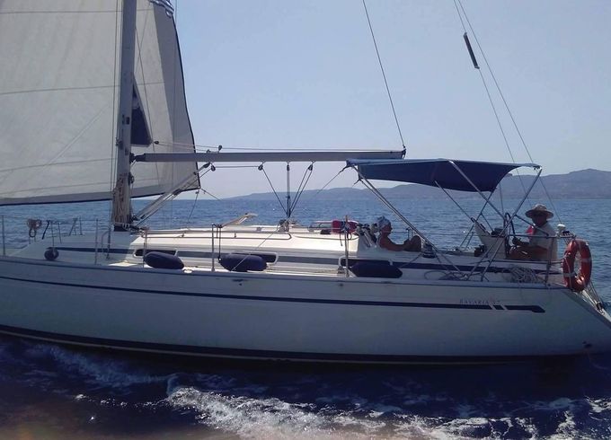 Bavaria 37