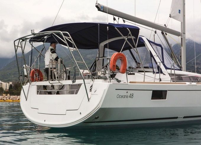 Beneteau Oceanis 48