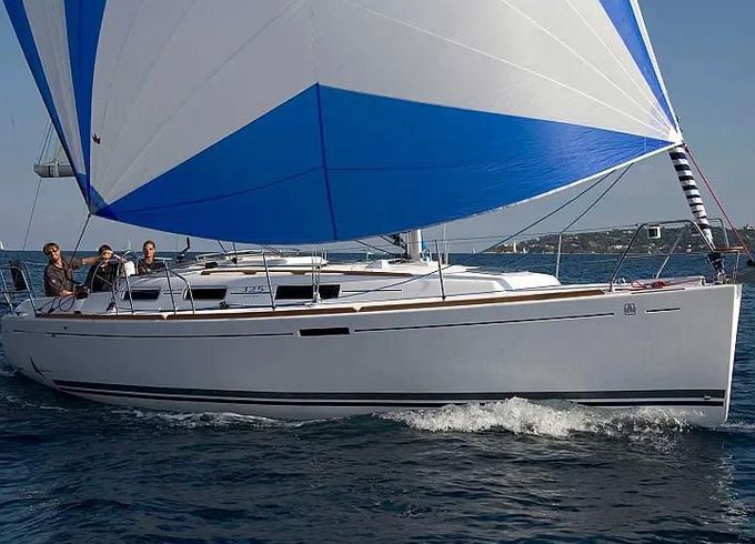 Dufour 325