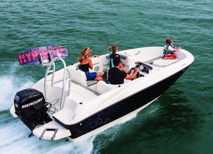 Bayliner E5
