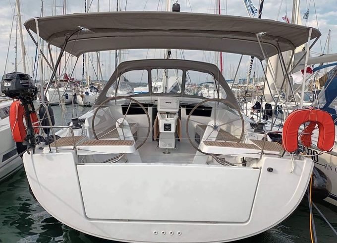 Hanse 418