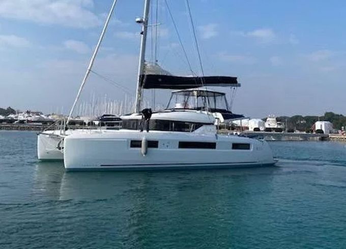 Lagoon 51 Owner Version