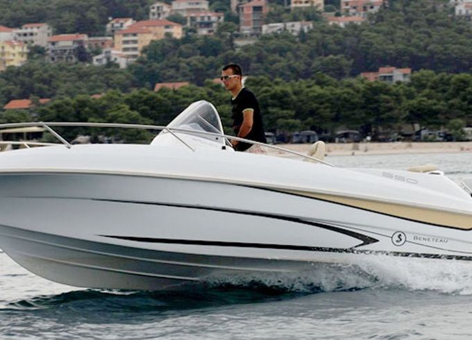 Beneteau Flyer 550 Sun Deck