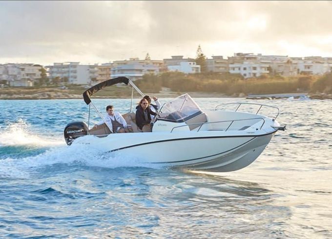 Quicksilver Active 675 Open