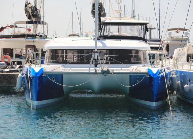 Lagoon 42