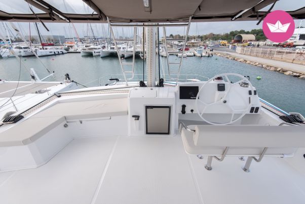 catana bali 5.4 - 6 + 2 cab.