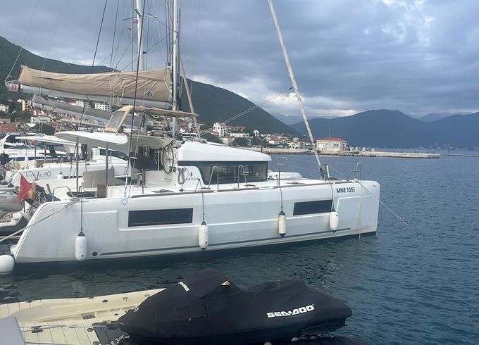 lagoon 40