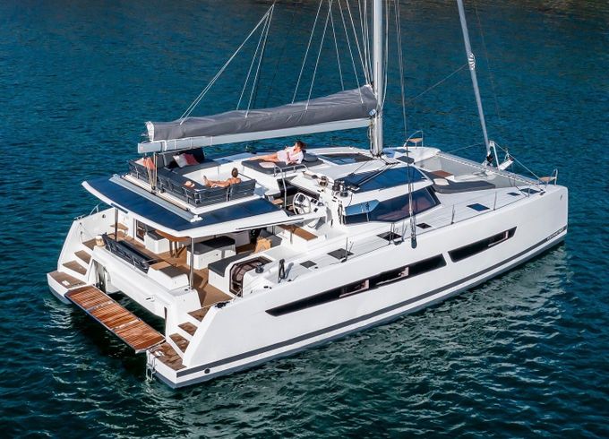 fountaine pajot aura 51