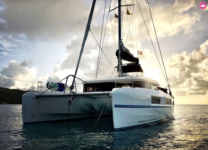 lagoon 50