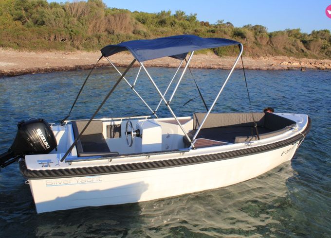 silver yacht silver 495