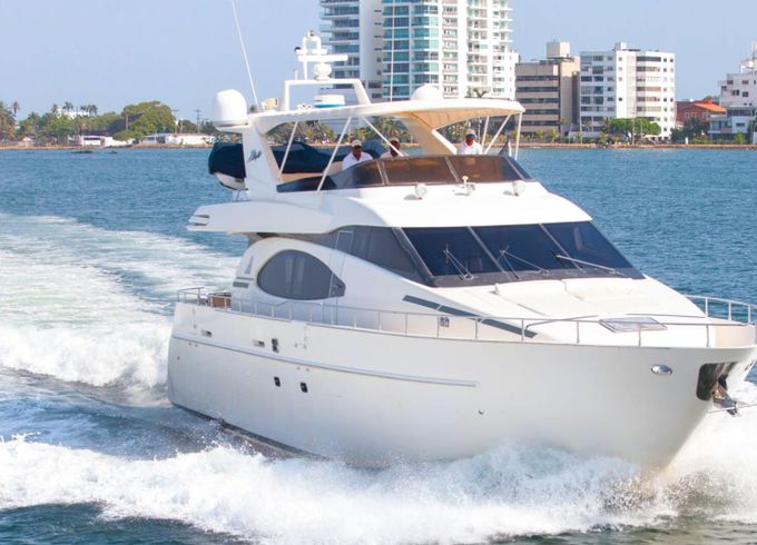 azimut 70