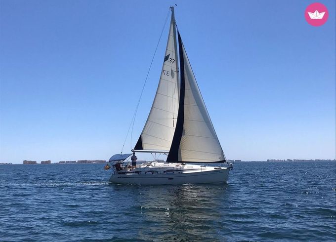 bavaria 37 cruiser