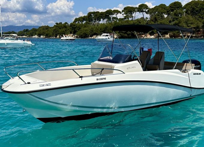 quicksilver open active 555