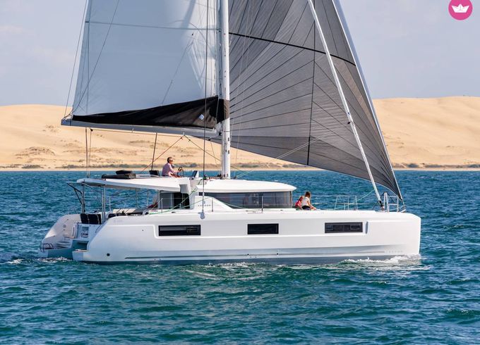 lagoon 46