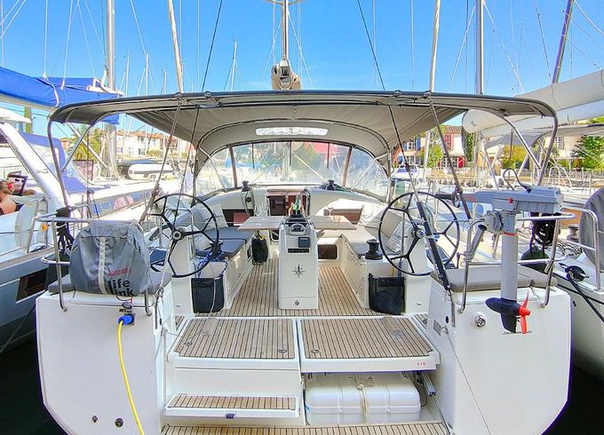 sun odyssey 440