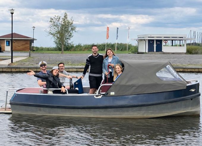 luxe e-sloep 590