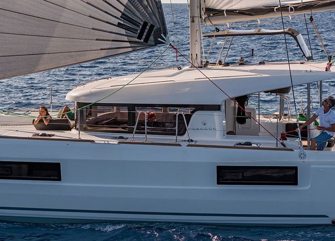 lagoon 40