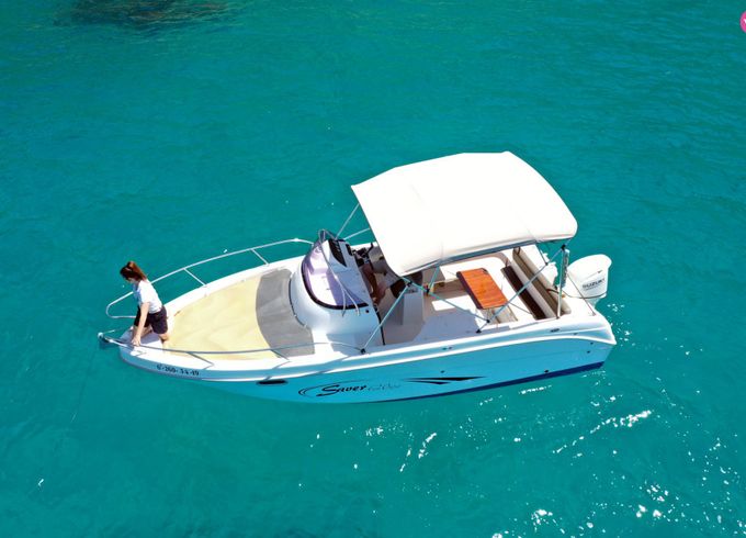 saver motor boat cabin 620 wa