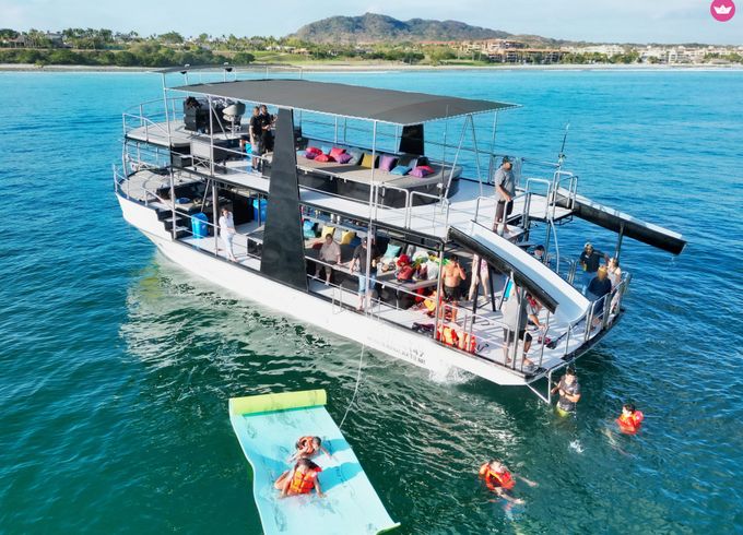 55' custom yacht waterslides