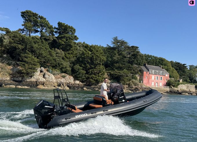 brig navigator