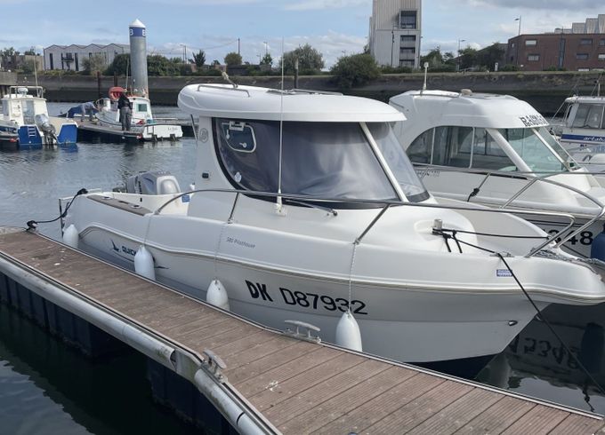 quicksilver 580 pilothouse