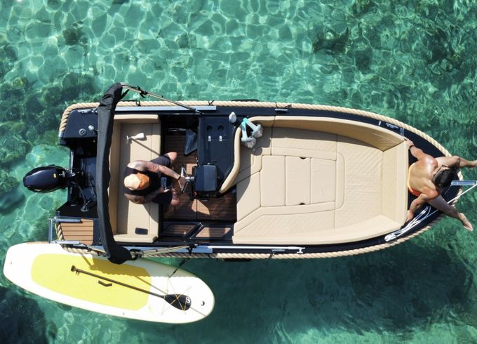 silver yacht 525 premium