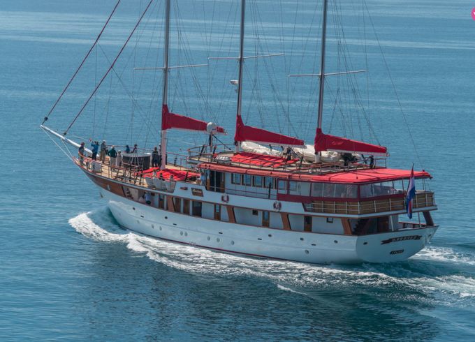 custom motor yacht barbara