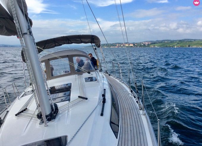 bavaria 37 cruiser