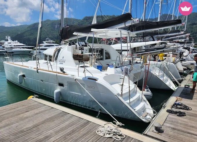 lagoon lagoon 380
