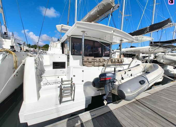 catana group bali 4.4 - 4 + 2 cab.
