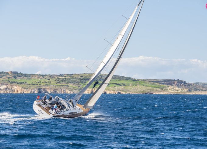 beneteau oceanis 60