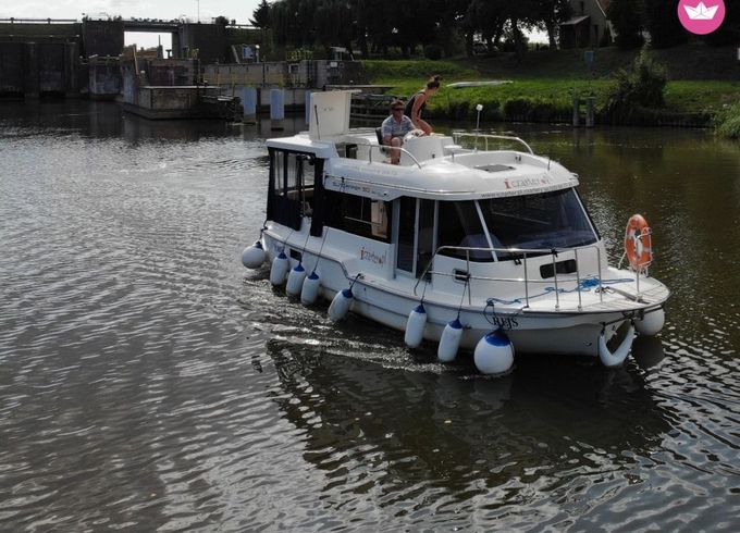 balt yacht suncamper 30 flybridge