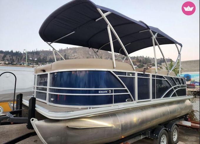 sylvan mirage 8520 party pontoon boat