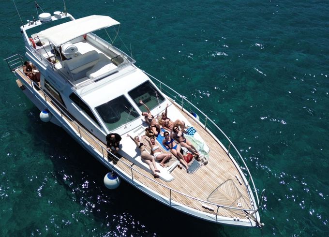ferretti altura 52s