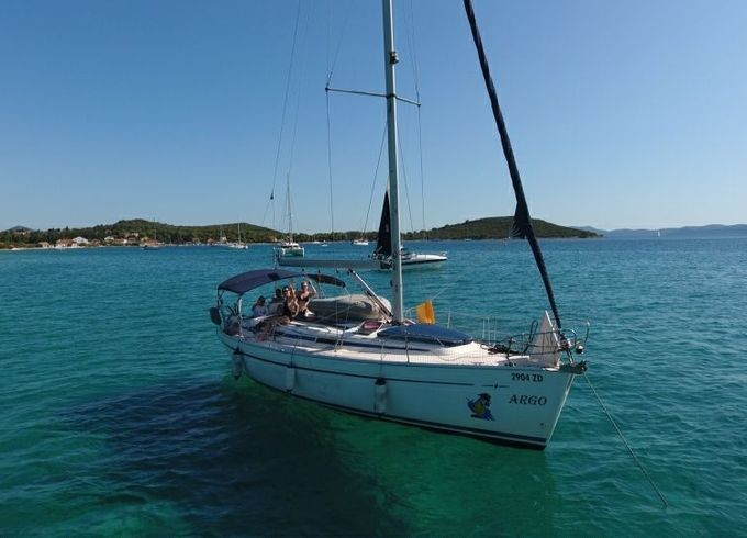 bavaria 38 cruiser