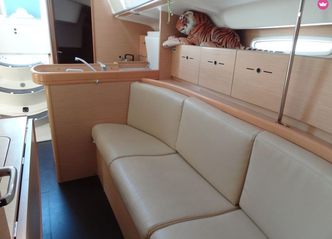 beneteau first 40.7